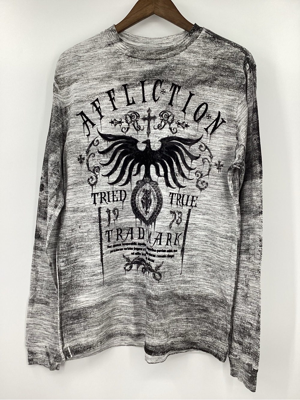 Affliction Men's Black & Gray Long Sleeve Graphic Tee